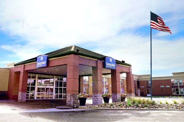 Boarders Inn & Suites and Conference Center (Grand Island)